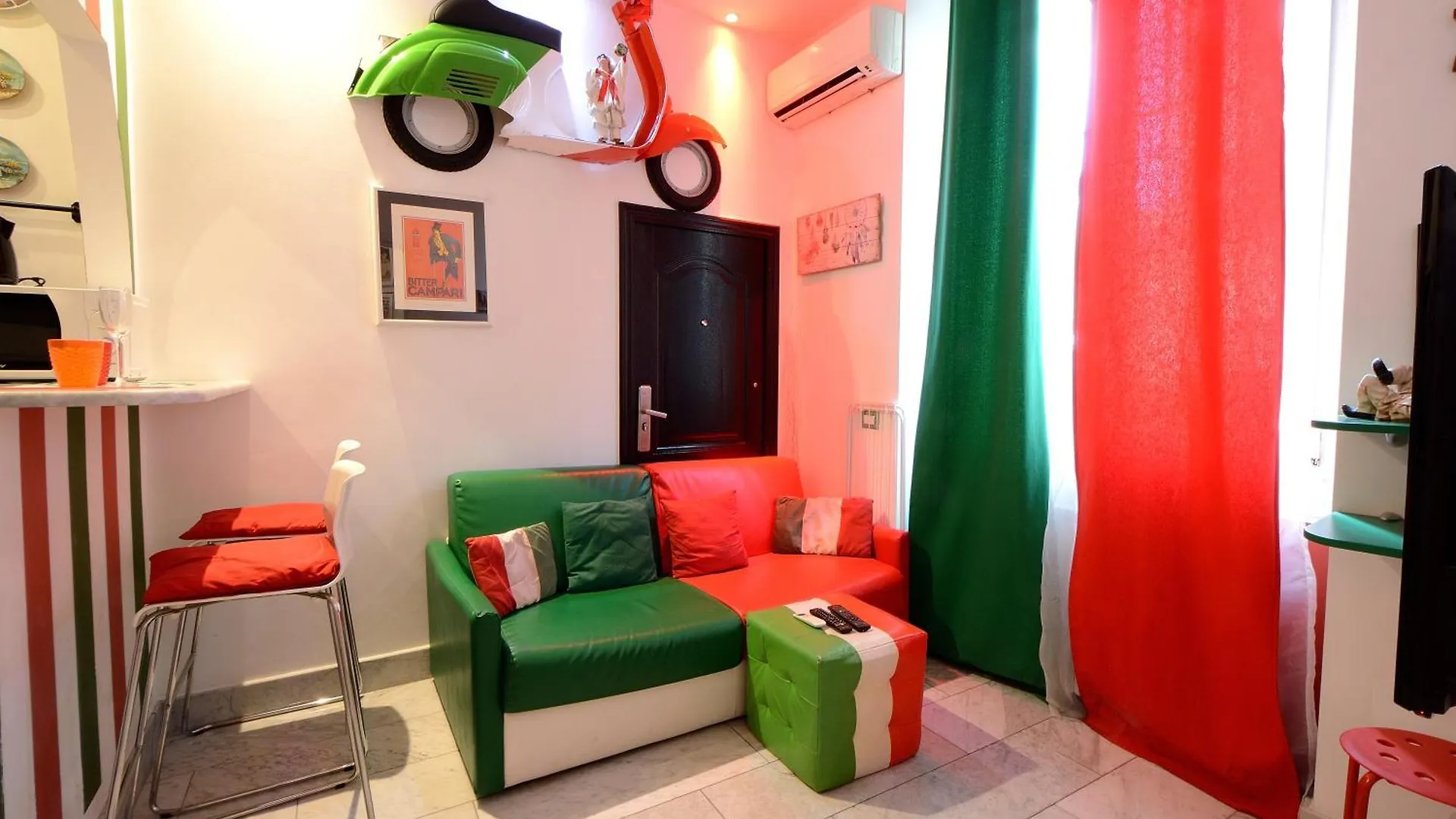 מילאנו Bellissimo Mini Appartamento A Tema Bandiera Italiana, Potente Wi-Fi, 3 Linee Metropolitane Dietro Casa, Collegato Direttamente Con Aeroporto Di Malpensa E Rho Fiera איטליה
